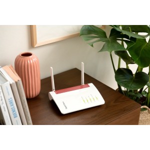 FRITZ!Box 6850 5G router inalámbrico Gigabit Ethernet Doble banda (2,4 GHz   5 GHz) Blanco