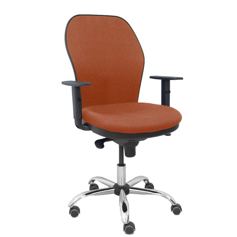 Silla Jorquera respaldo bali marrón asiento bali marrón base cromada y ruedas parqué