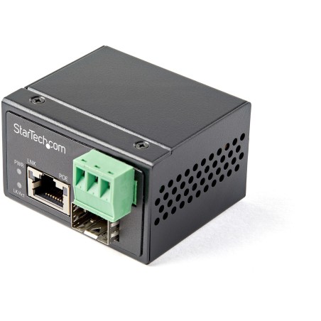 StarTech.com Conversor de Medios Ethernet Industrial PoE+ de Fibra a Ethernet de 30W - Convertidor SFP a RJ45 de Fibra IP30