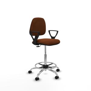 Taburete Isso CP similpiel marrón brazos fijos base cromada ruedas engomadas 50mm