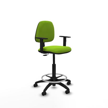 Taburete Isso CP similpiel pistacho brazos 1D base poliamida ruedas autofrenantes 50mm