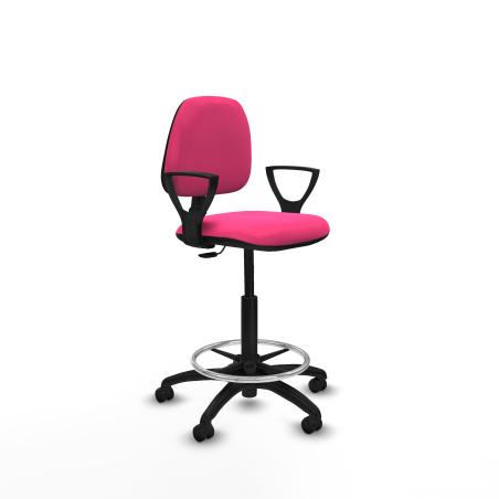 Taburete Isso CP similpiel rosa brazos fijos base poliamida ruedas engomadas 50mm