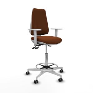 Taburete Elche blanco AS similpiel marrón brazos blancos base blanca ruedas 65mm engomadas